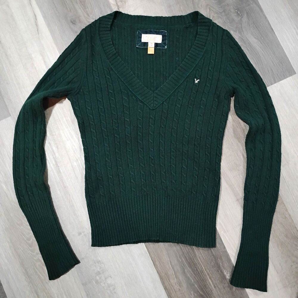 American Eagle Women’s Medium Dark Green Cable Knit Sweater